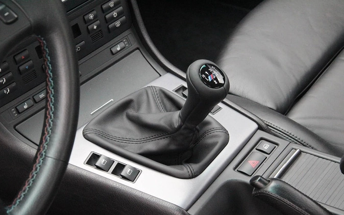BMW M3 cena 269000 przebieg: 130882, rok produkcji 2005 z Libiąż małe 742